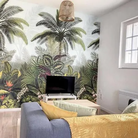 Wifi-parking Apartment